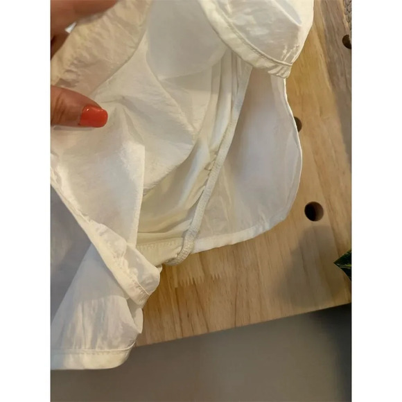 Free People Movement Women's White Athletic Shorts Size M Activewear - Picture 2 of 5